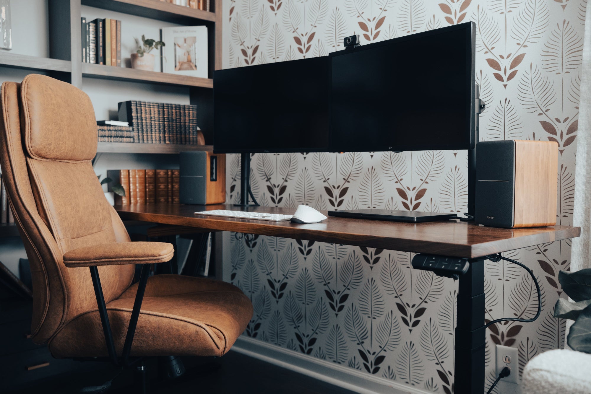 Walnut Hard Wood top (70x26in) with basic sit-stand base